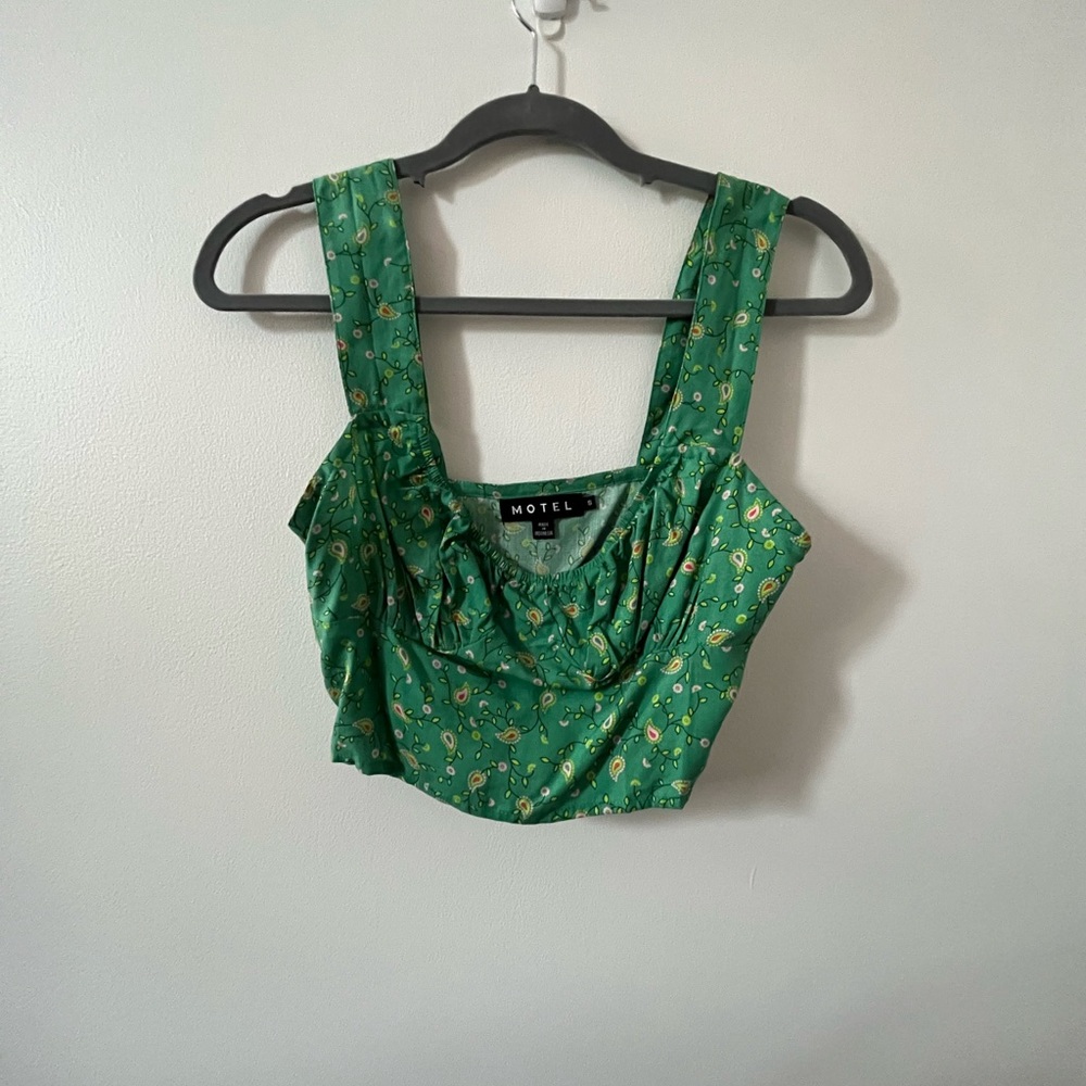 Crop top